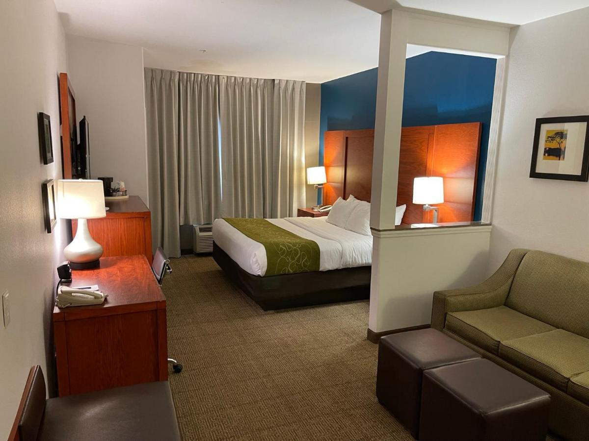 Comfort Suites Лейк Чарльз Экстерьер фото