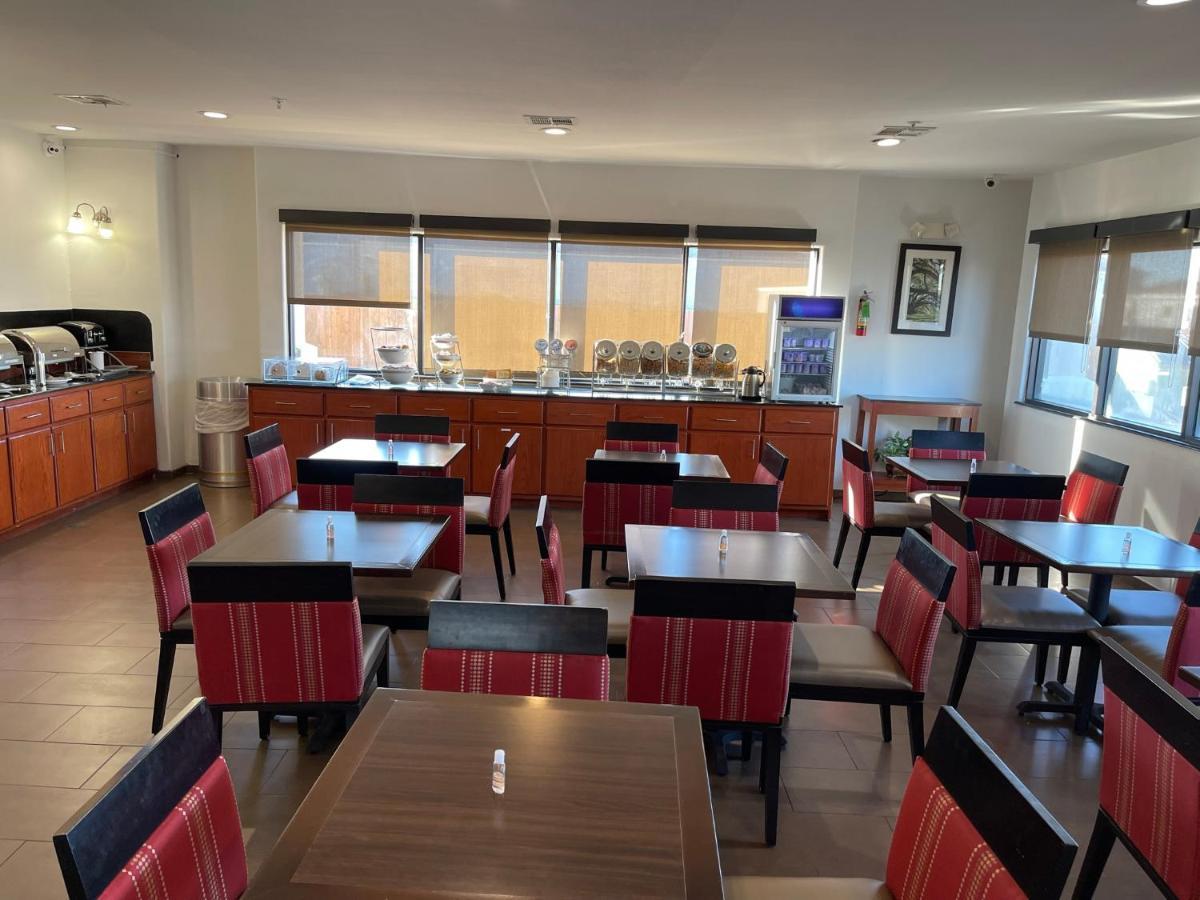 Comfort Suites Лейк Чарльз Экстерьер фото